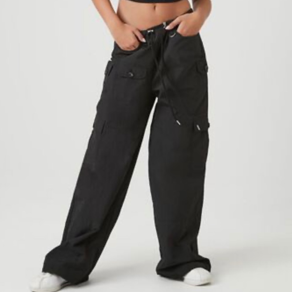 FOREVER 21 SZ: XL Mid-Rise Drawstring Cargo Pants